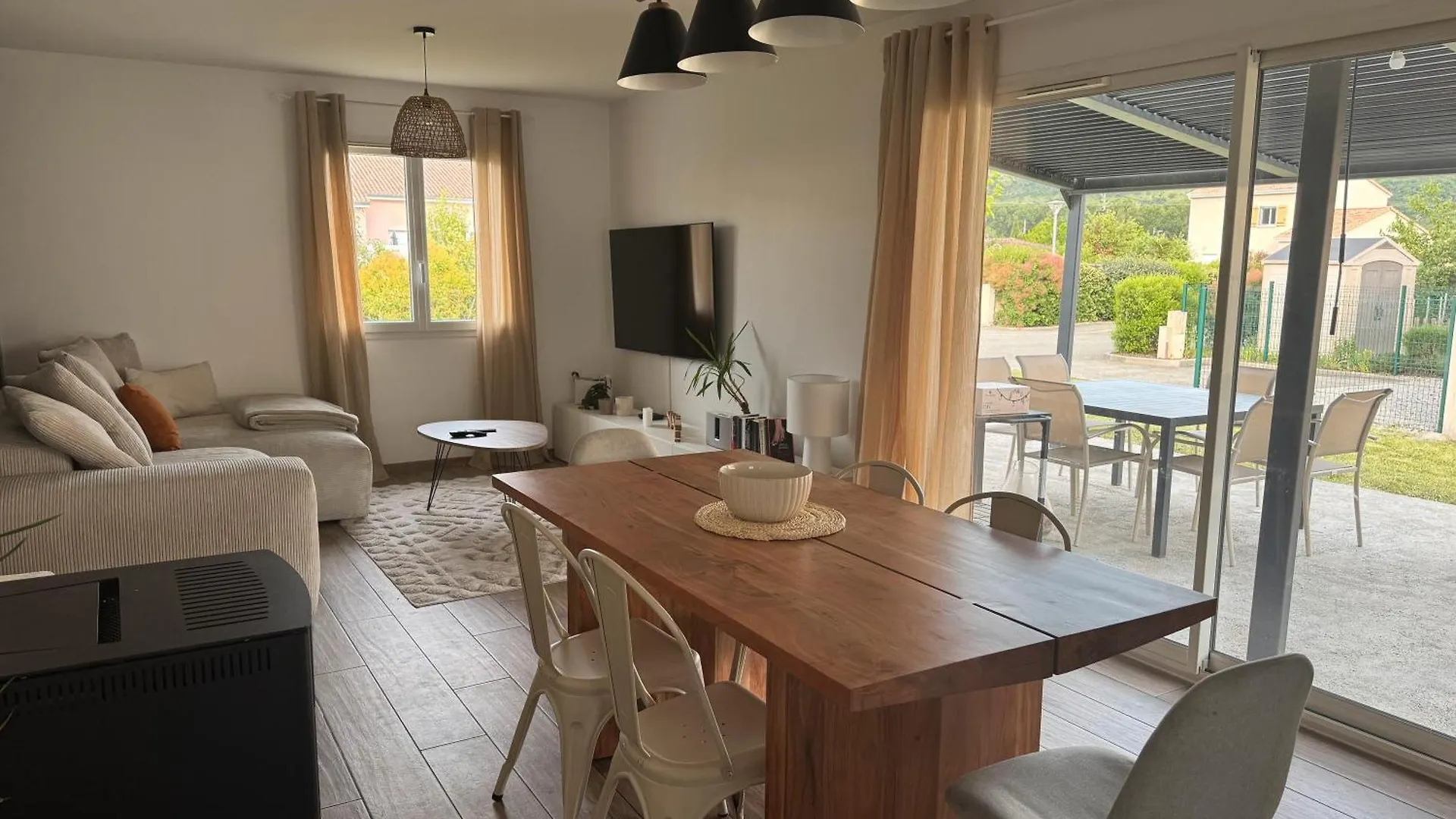 Tatil Evi Maison Paisible Avec Jardin Aubenas